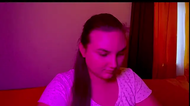 Chat +18 de Dreamyblushfairy ao vivo