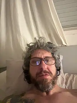 Guloiok webkamerás műsora