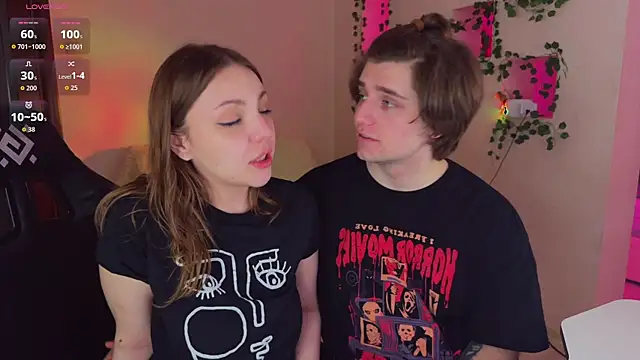 RobertAndLinela webcam show