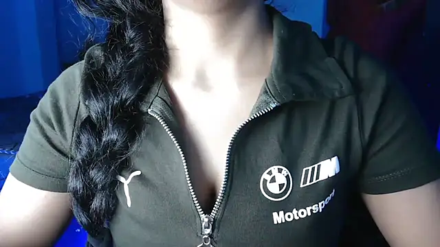 XXX chat uživo modela Cuteangle1