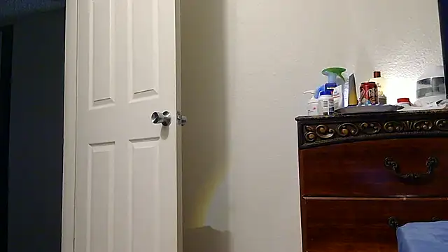 bubblebut420 Show in webcam