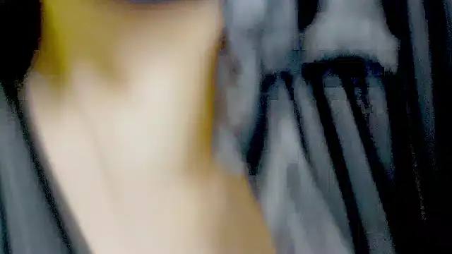 sexyhoney27 Live chatroom