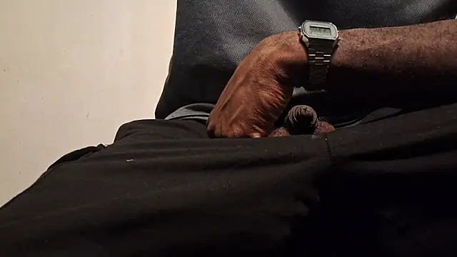 BuffBlackThug – webcam-show
