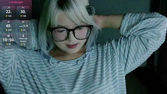 Yu_UwU_ 在線直播表演