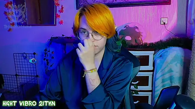 Czat XXX na żywo – TrickyKitsune