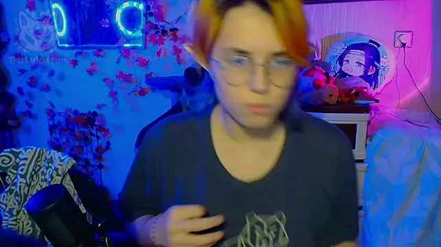 TrickyKitsune's Webcam Show