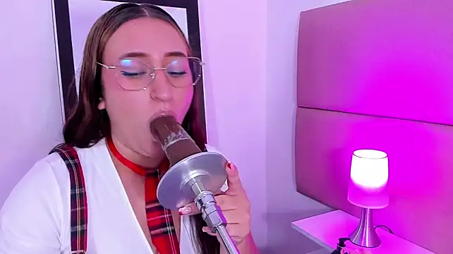 XXX chat uživo modela SammyMorales