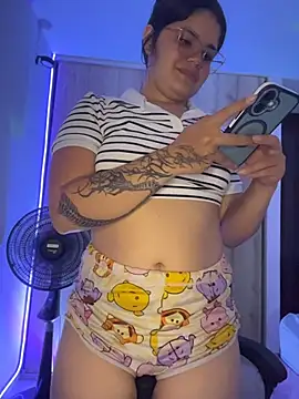 חדר צ'אט בשידור חי של XXXAngella