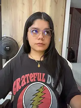 XXXAngella Adlı Modelin Web Kamerası Şovu