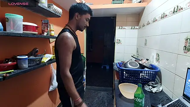 Chat +18 de Gre3k_god ao vivo