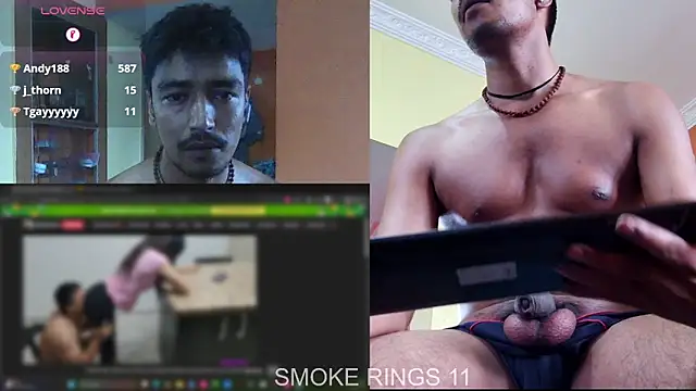 Gre3k_god Show in webcam