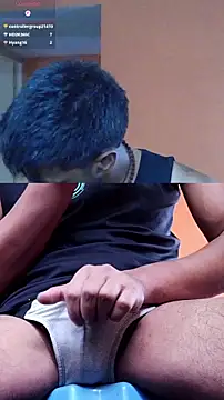 Gre3k_god Show in webcam