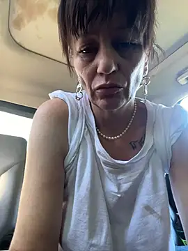 הופעת וובקאם של MilfOfDreams