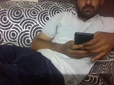 lucknowguy Show Webcam