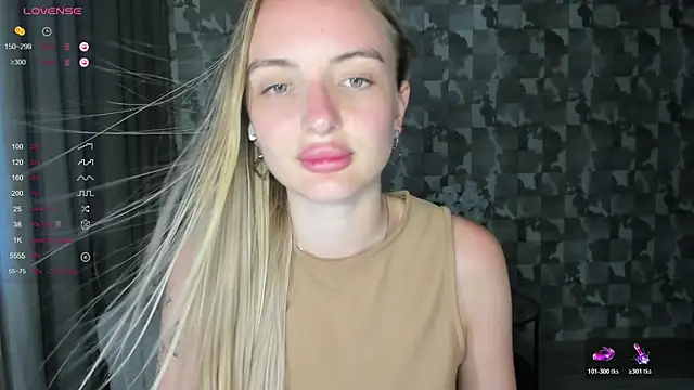 A_delina Adlı Modelin Canlı XXX Sohbeti