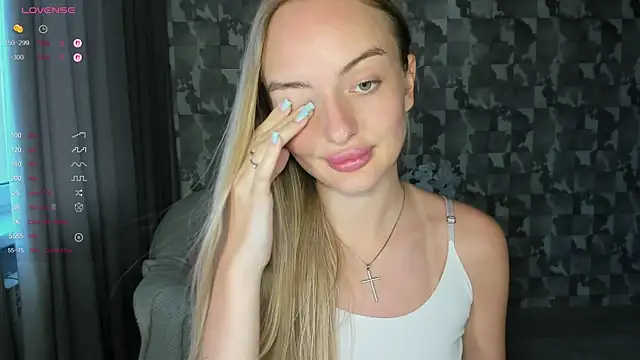 A_delina's Live XXX Chat