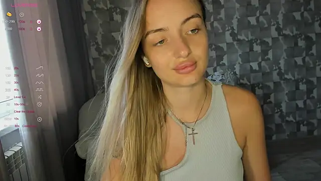 A_delina's Live XXX Chat