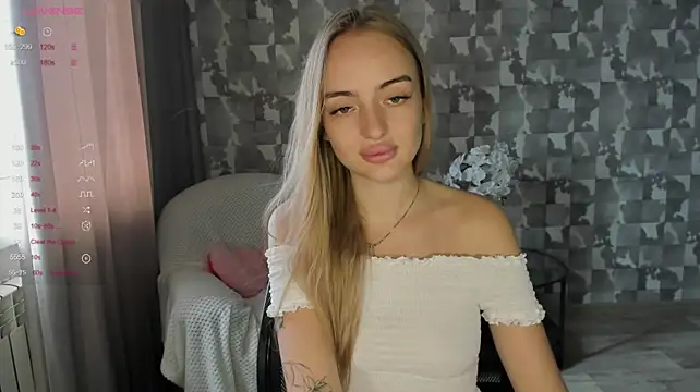 A_delina live XXX chat