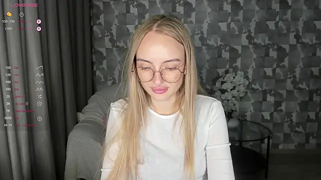 A_delina Live XXX Chat