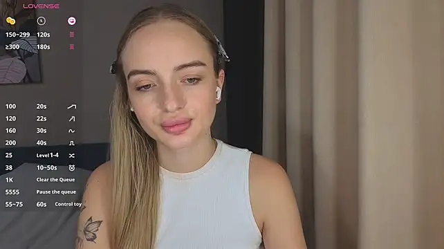 A_delina Chat XXX live