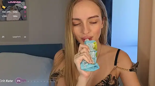XXX chat uživo modela A_delina