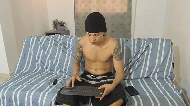 Вебкам-шоу Lil_Tatto
