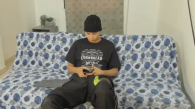 Lil_Tatto webkamerás műsora