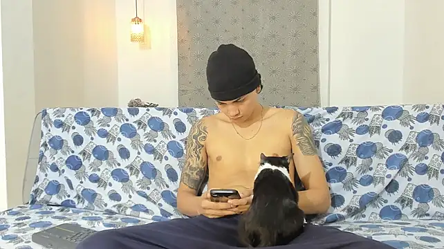 Lil_Tatto Adlı Modelin Web Kamerası Şovu