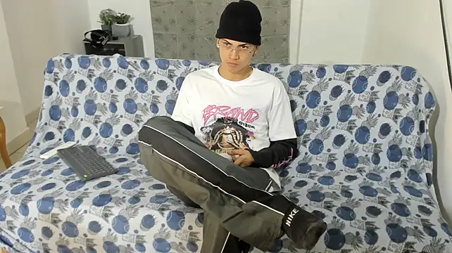 Lil_Tatto Webcamshow
