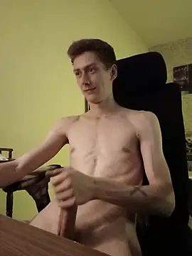 Pokazy przed kamerką – HelloMarcy