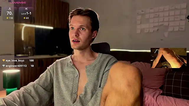 Webkamerová show Leonnextdoor