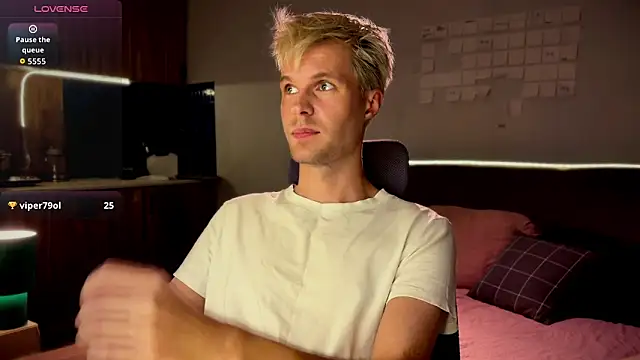 Leonnextdoor Webcam-Show