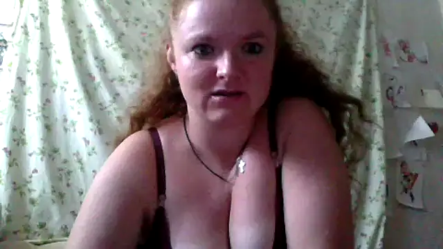 Chat XXX en directo de Rae_Jeannie