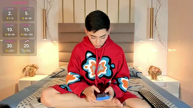 Maxi_little Adlı Modelin Web Kamerası Şovu