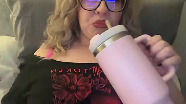 IvyWifey – webcam-show