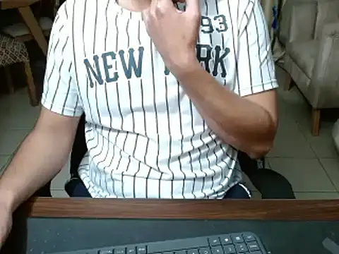 Noah-miller Show Webcam