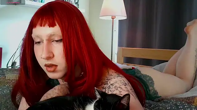הופעת וובקאם של lia_grl