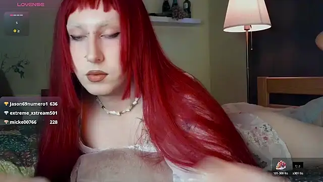 lia_grln Webbikameraesitys