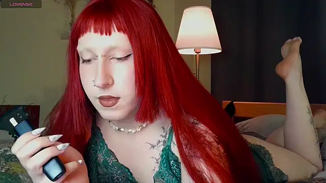 Вебкам-шоу lia_grl