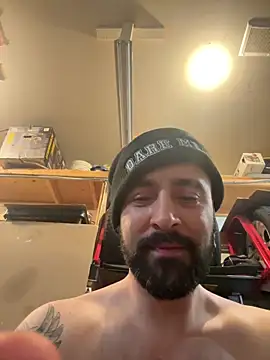 Fade_Solo Show in webcam