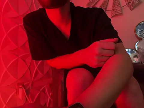 הופעת וובקאם של boysfirsttime