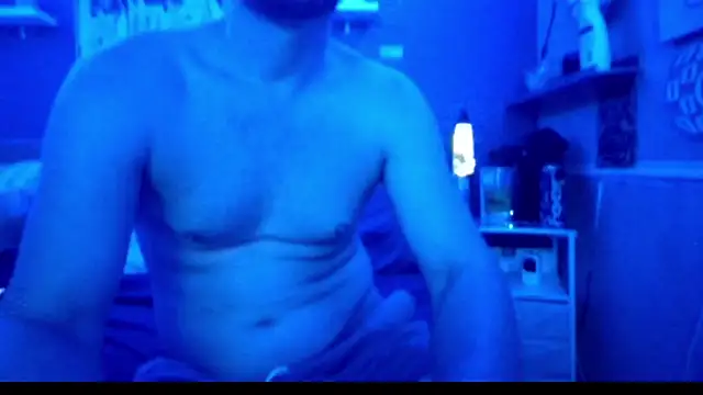 Show modela FLAcloudydick na web-kameri