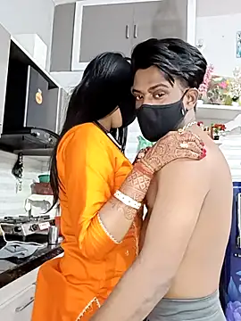 Best-Couple: διαδικτυακό σόου στην κάμερα