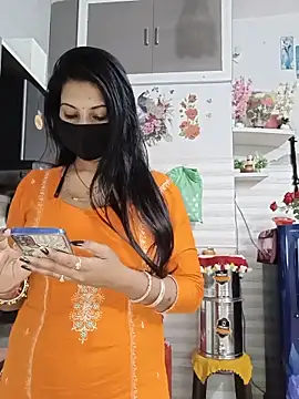 Pertunjukan Kamera Web Kaur_Simran_01