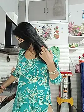 Kaur_Simran_01 Show in webcam