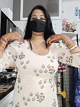 Pertunjukan Kamera Web Kaur_Simran_01