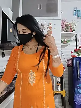 Kaur_Simran_01n Webbikameraesitys
