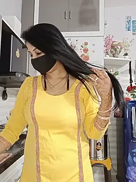 Kaur_Simran_01: διαδικτυακό σόου στην κάμερα