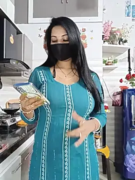 Kaur_Simran_01 웹캠 쇼