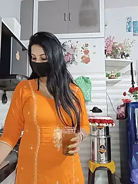 Kaur_Simran_01 Show in webcam